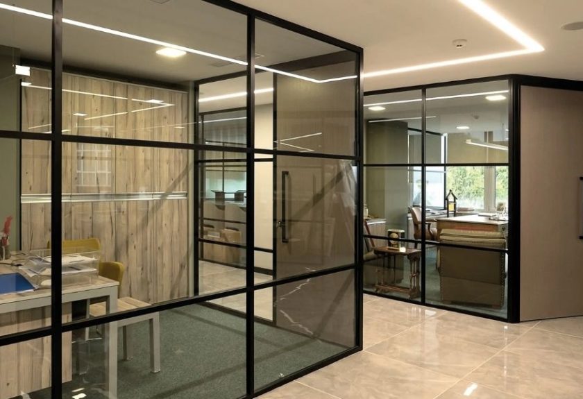 Modern aluminum office partitions